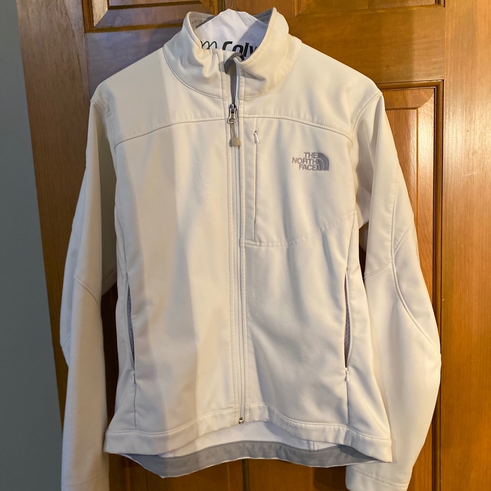 White full zip north face jacket